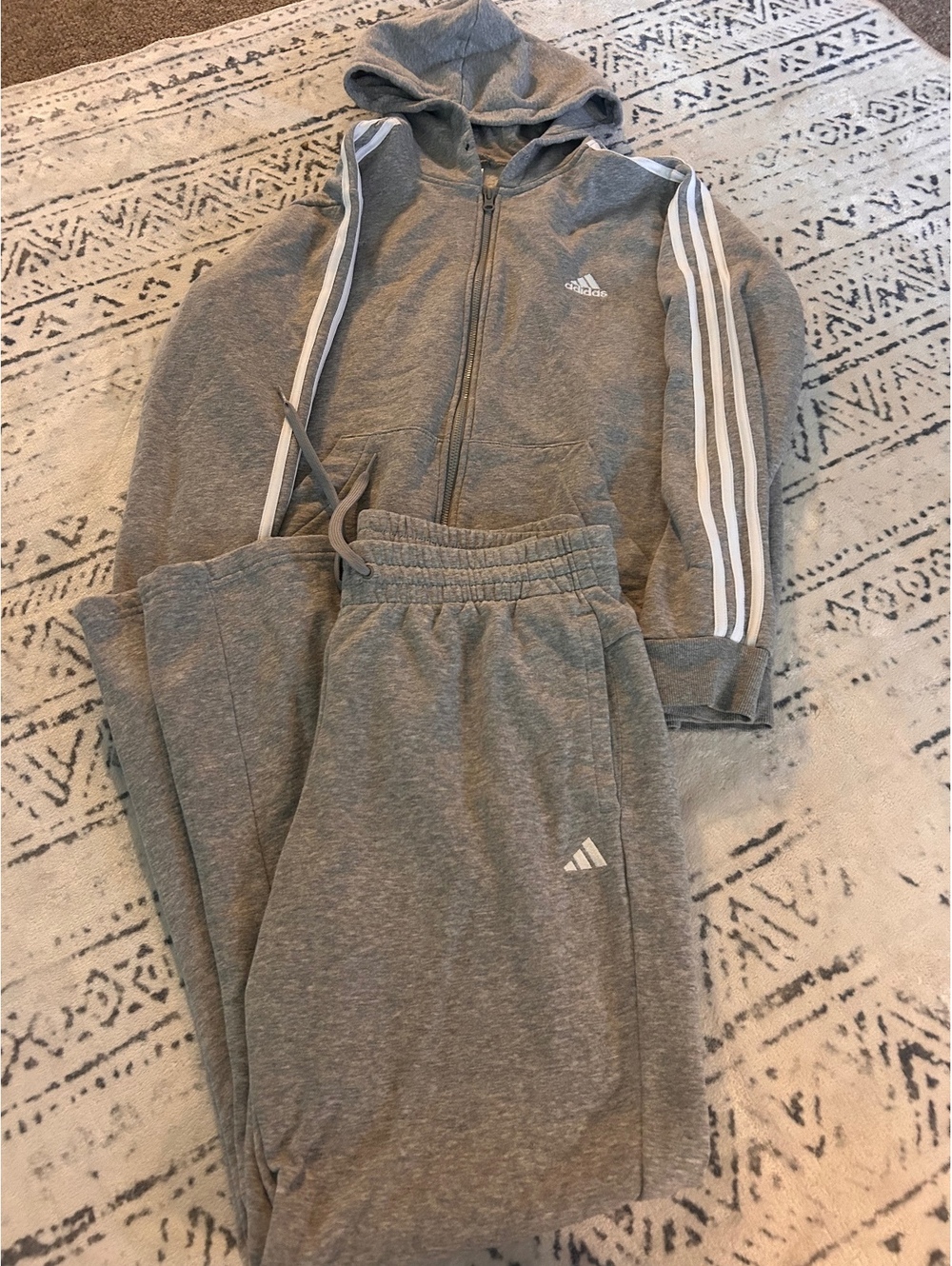 Adidas woMen's Grey Tracksuit Hoodie and Sweatpants Set Size Large